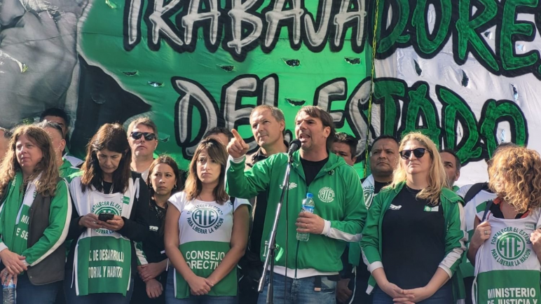 El gremio que representa a los trabajadores estatales se moviliza por los salarios