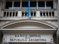 Tesoro recompra deuda al BCRA y alivia vencimientos