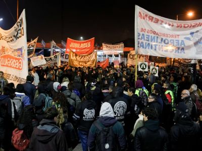Tensión en la Panamericana: Gendarmería desalojó un corte de despedidos de Georgalos