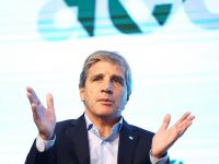 El Gobierno busca contener al dólar con restricción monetaria y tasas positivas ante el riesgo inflacionario