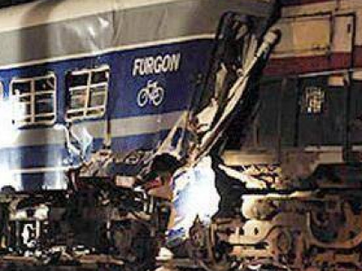 Una formación del tren San Martin arrastró una camioneta en San Miguel