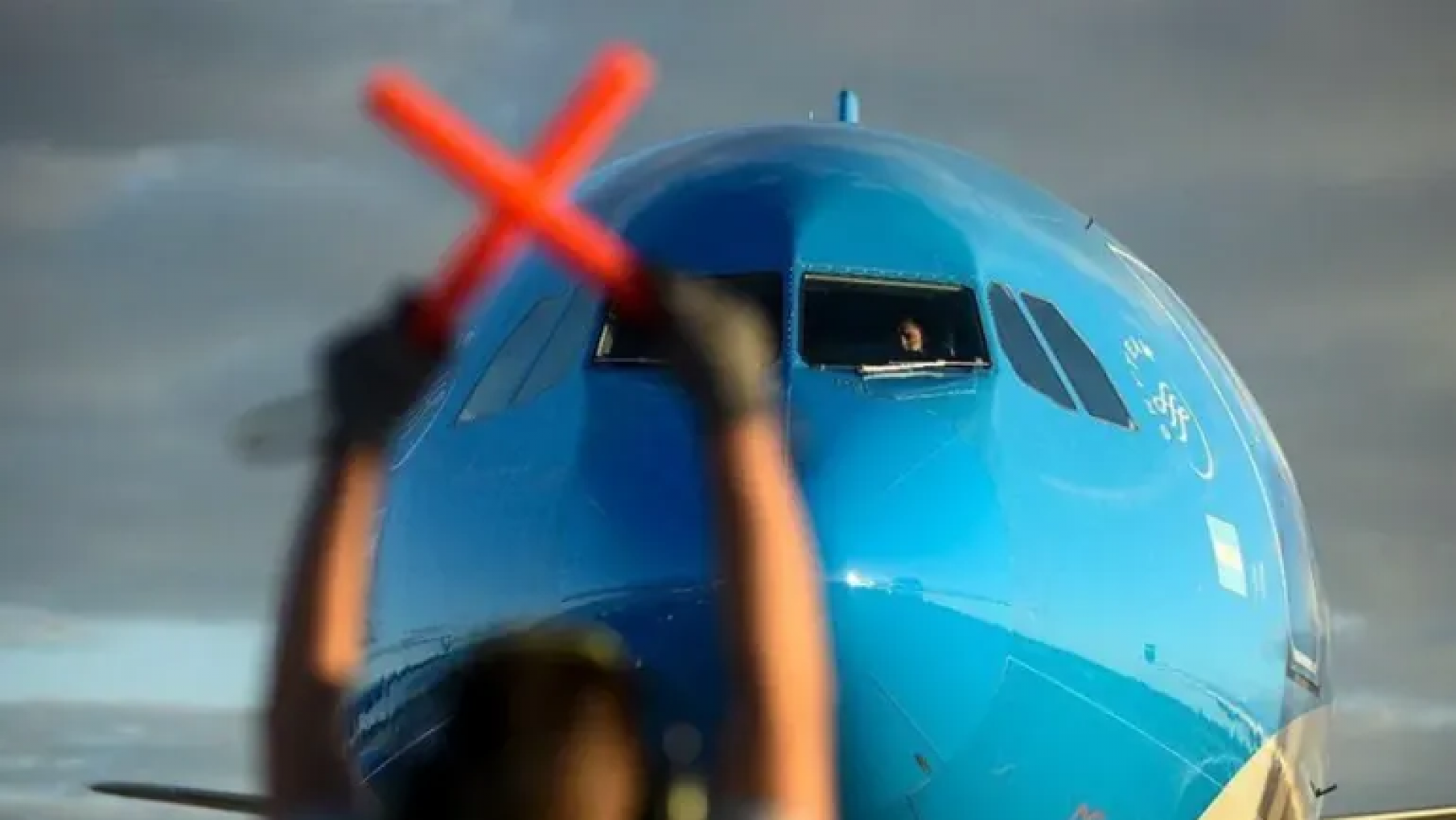 En el paro de los controladores aéreos se dictó la conciliación obligatoria