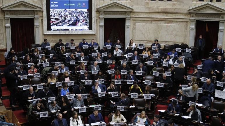 Oposición presiona por sesión en Diputados, pero gobernadores priorizan diálogo con el Ejecutivo tras el revés en el Senado