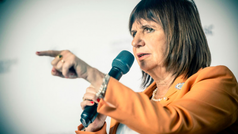 Hoy presenta Patricia Bullrich el anillo digital que previene el robo de autos
