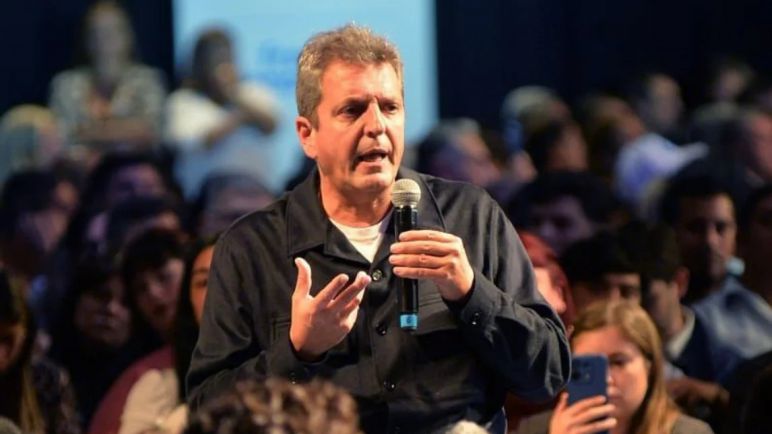 Sergio Massa llama a la unidad del peronismo para "frenar" la gestión de Javier Milei