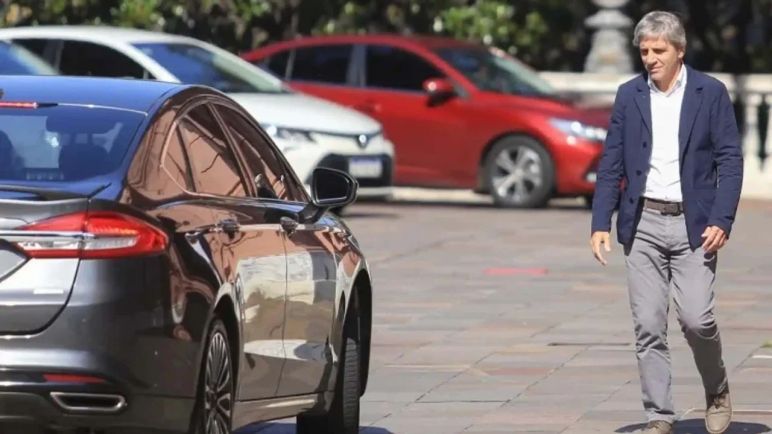 Aumentan los autos hasta un 12%: ¿se viene una guerra con Caputo?