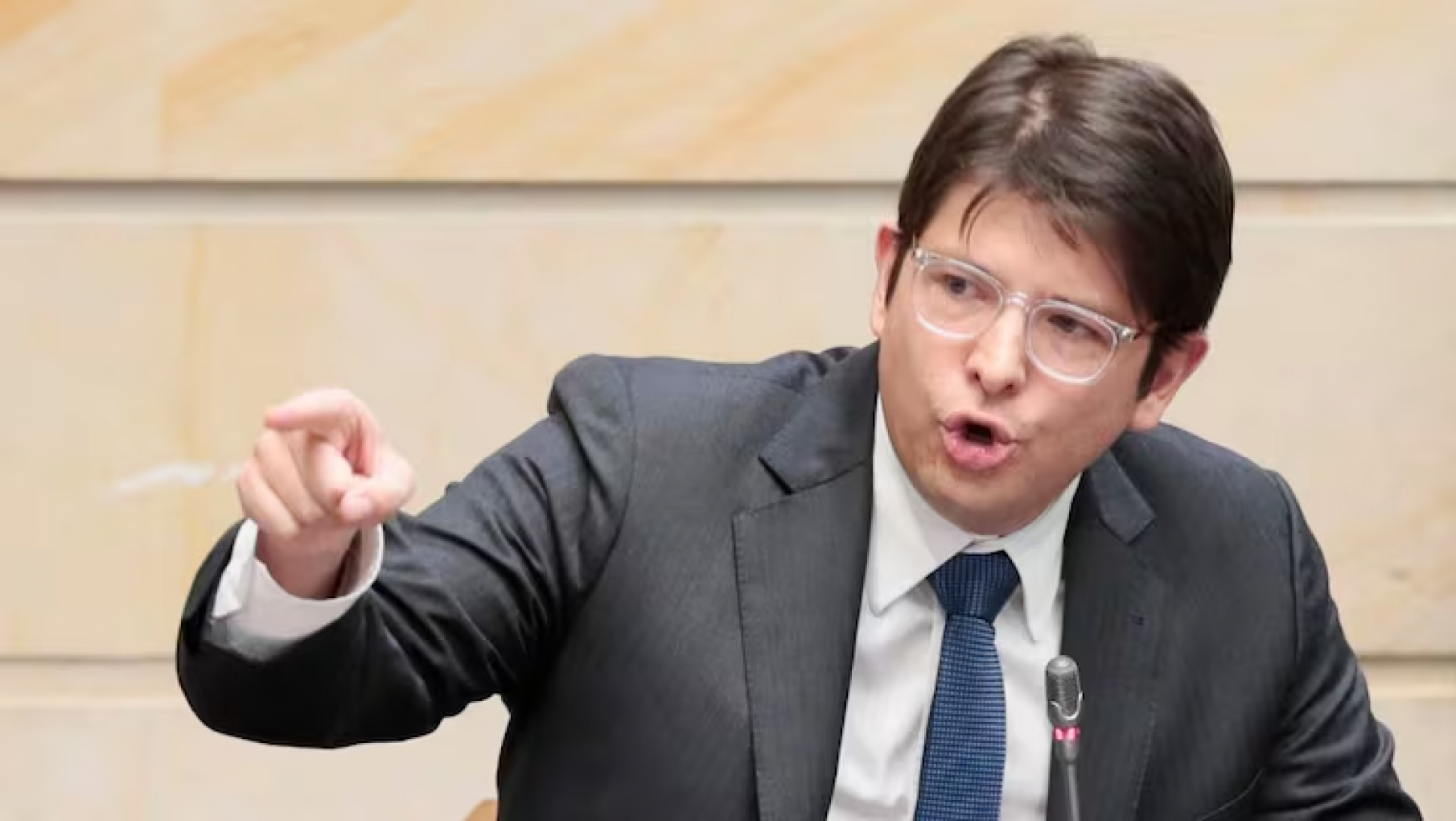 Fuerte pesar en el mundo por la desaparición del Senador Miguel Uribe Tutbay