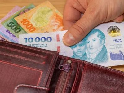 Los salarios registrados igualaron a la inflación en junio, pero acumulan una caída del 5,5% real desde el inicio del Gobierno