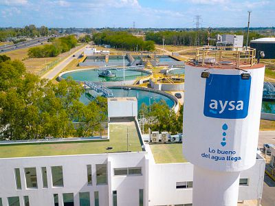 Los trabajadores de AySA rechazan la privatización y advierten sobre sus riesgos