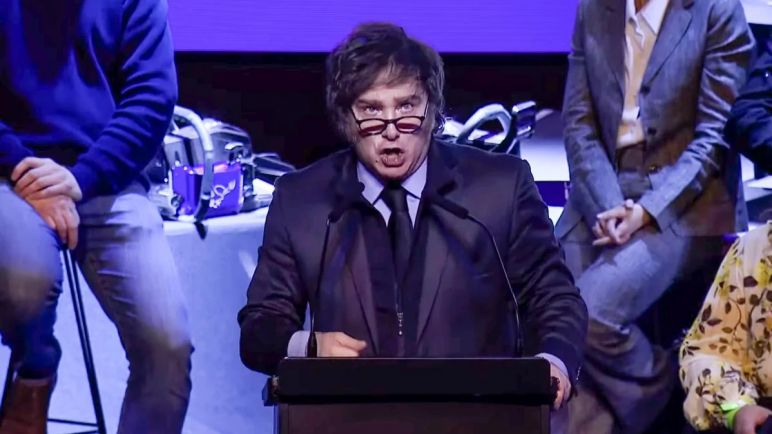 Javier Milei protagoniza un llamativo "fallido": "Estamos afanando los choreos"