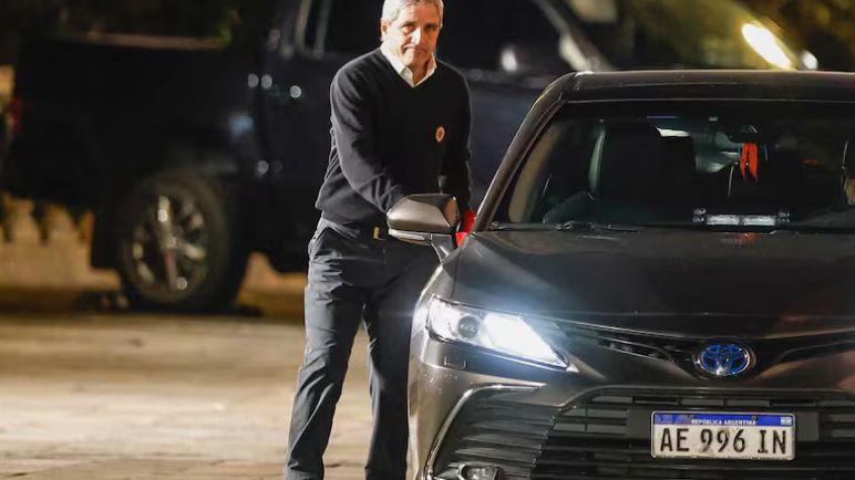 El FMI y Milei coordinan un mensaje para calmar a los mercados: "No nos moveremos ni un milímetro"