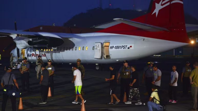 Llega a la Argentina el primer vuelo con deportados de Estados Unidos desde que asumió Trump