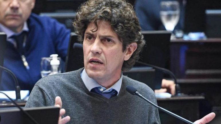 Lousteau critica el Presupuesto 2026 y acusa a Milei de "manipular cifras"