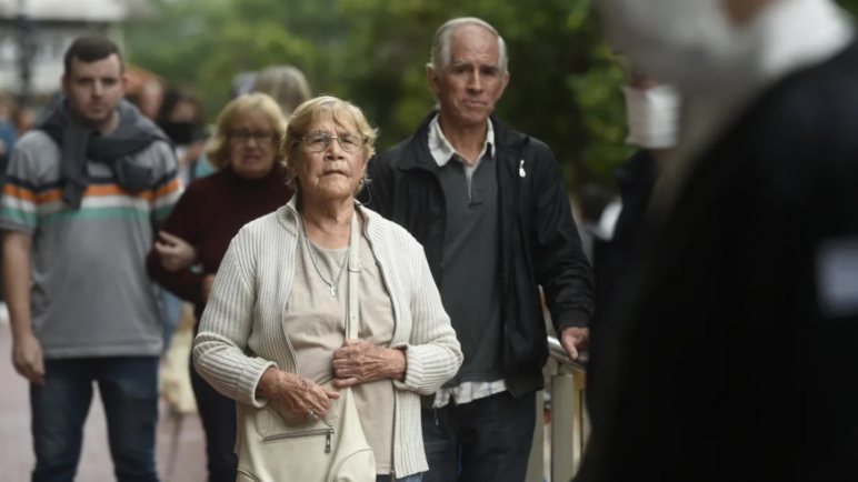 En el ultimo semestre la canasta basica del jubilado , trepo un 26 % y alcanza $ 1.500.000