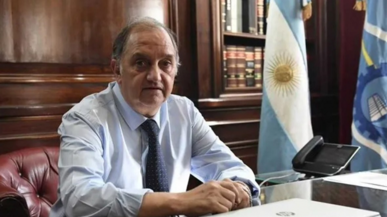 El Senador Linares , cargo contra los gobernadores dialoguistas y acuso a Milei