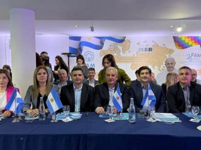Se reunieron en Bs As mas de 500 Intendentes y pidieron un cambio de rumbo economico
