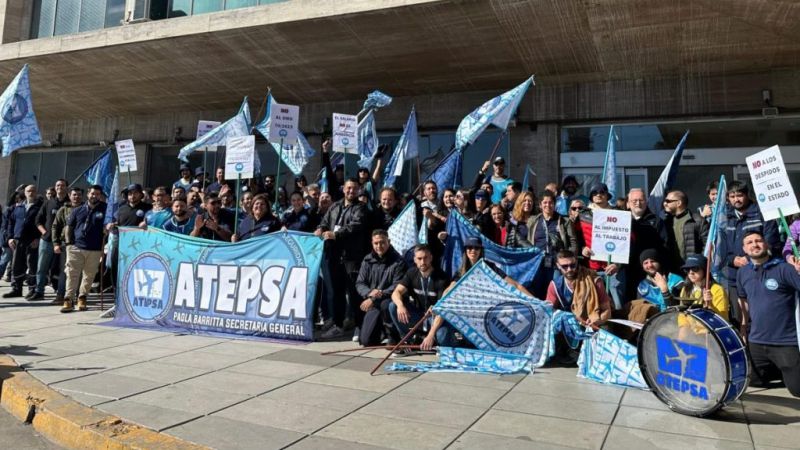 Paro de controladores aéreos: nueve jornadas de protesta en noviembre y riesgo de demoras en todo el país