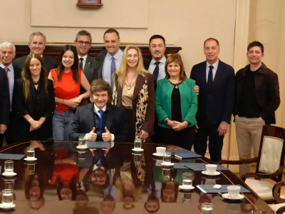 Tras la victoria electoral, Javier Milei inicia un relanzamiento de la gestión