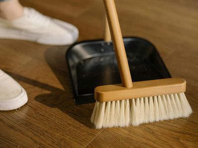 Empleadas domésticas: cuánto cobran en noviembre de 2025