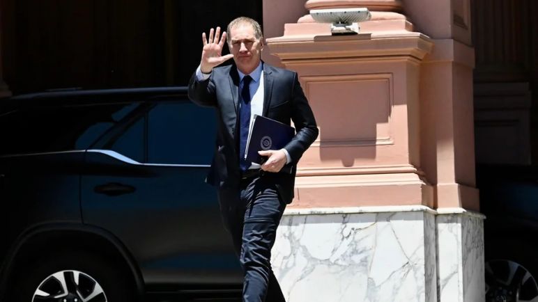 Santilli afianza el diálogo con gobernadores antes de las extraordinarias