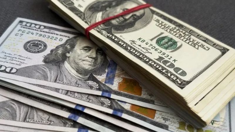 Proyecciones del Dólar Oficial: Recorte de Expectativas para 2025 y 2026