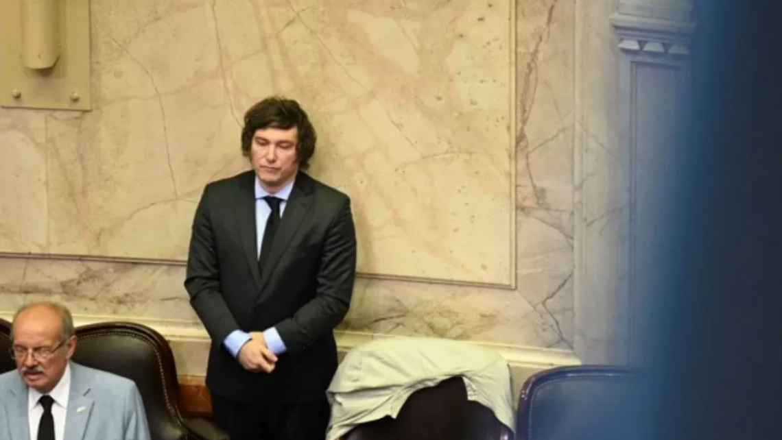 Milei convocará sesiones extraordinarias al Congreso con agenda de reformas claves