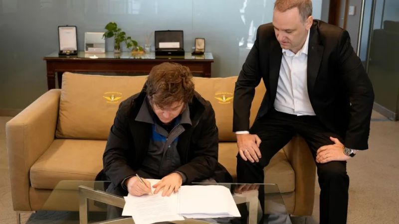 Reforma Laboral: Milei firma el proyecto recién llegado de Oslo