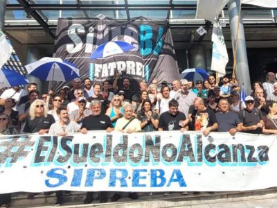 Esto gana un periodista en la Argentina tras 10 años de paritarias negativas