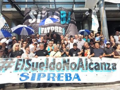 Esto gana un periodista en la Argentina tras 10 años de paritarias negativas