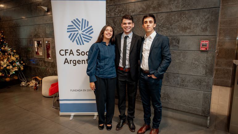 Estudiantes universitarios argentinos se preparan para el "Mundial" de las finanzas