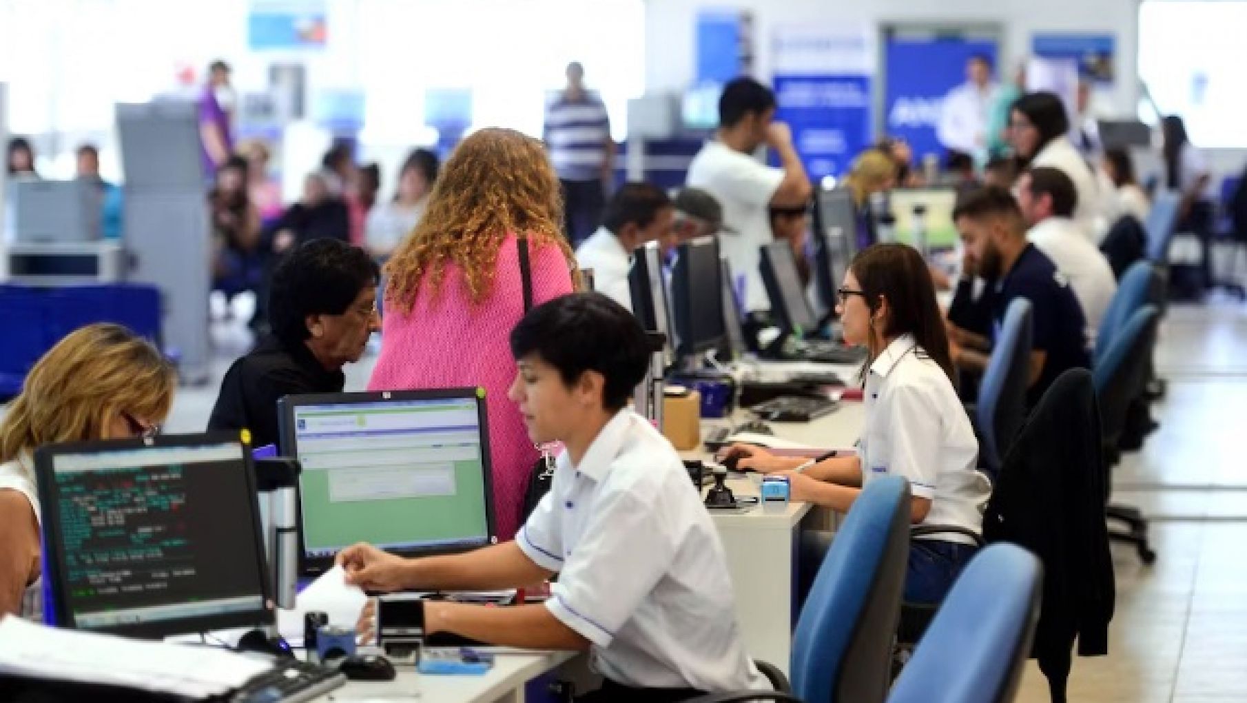 Presupuesto 2026: fuerte ajuste en Volver al Trabajo y refuerzo en Acompañamiento Social