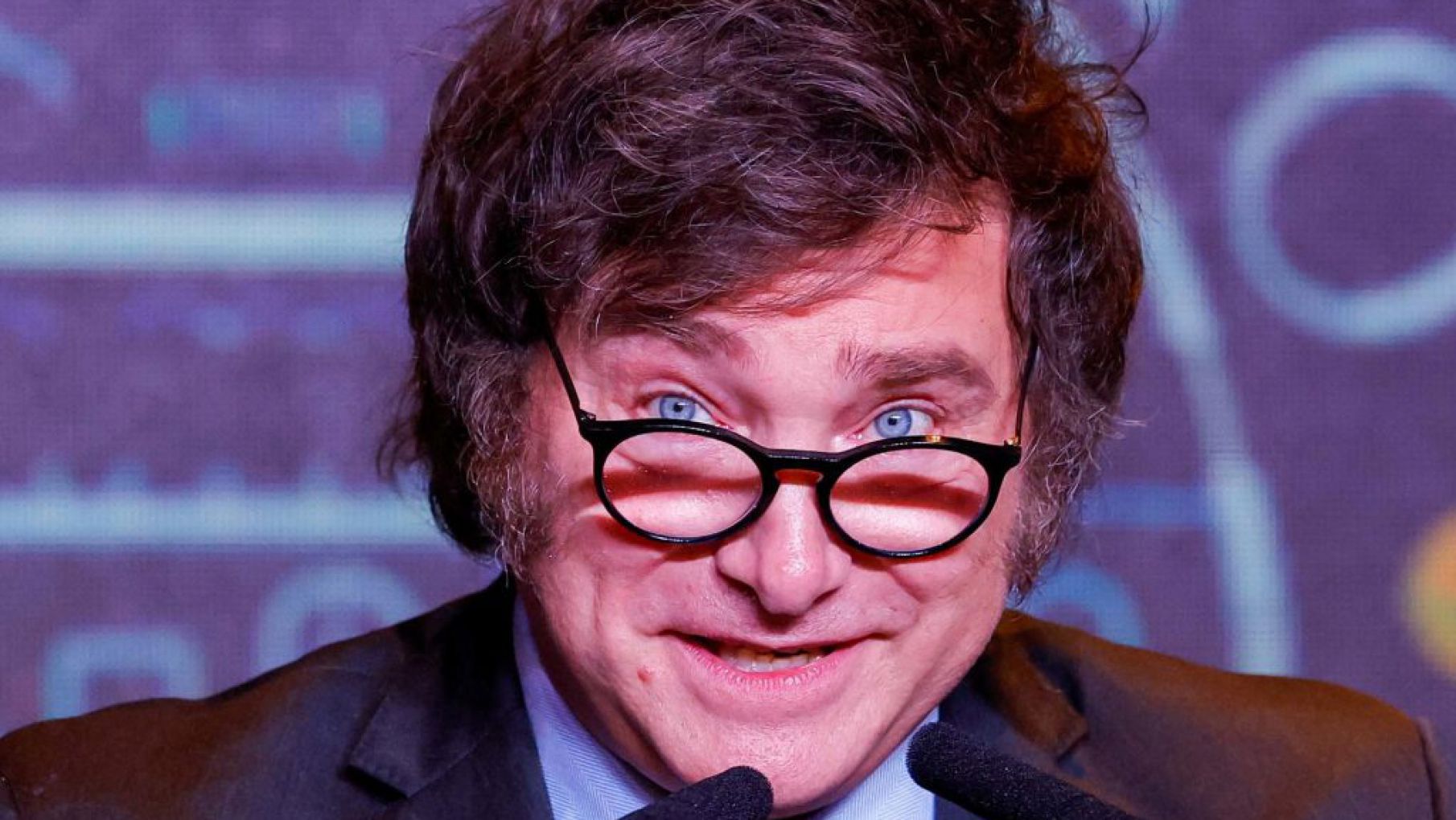 Encuestas: cómo está la imagen de Javier Milei llegando a fin de año