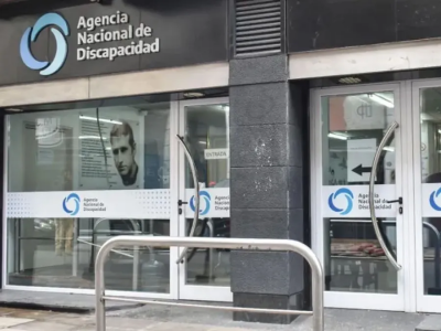 El Gobierno de Milei disolvió la ANDIS y traspasó sus funciones a Salud