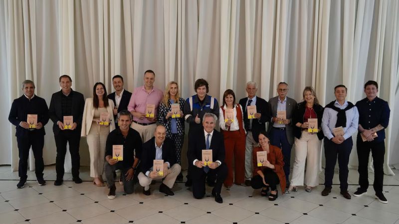 El Gobierno lanza la Agencia Migratoria y divide la obra social de las fuerzas