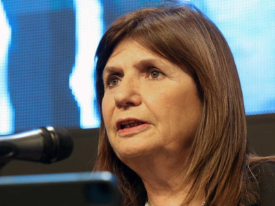 Bullrich defendió los artículos de la reforma laboral que limitan el poder sindical