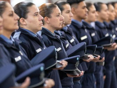 Maximiliano Pullaro decretó un aumento tras la protesta policial en Santa Fe