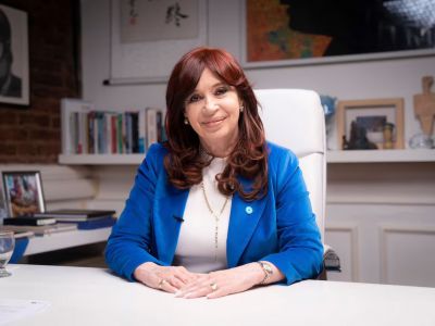 Ordenan que Cristina Kirchner vuelva a cobrar una pensión millonaria y el Gobierno apelará