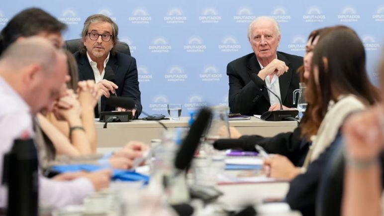 Reforma Laboral: El Gobierno aceptó retirar el polémico recorte a las licencias para asegurar el apoyo del PRO