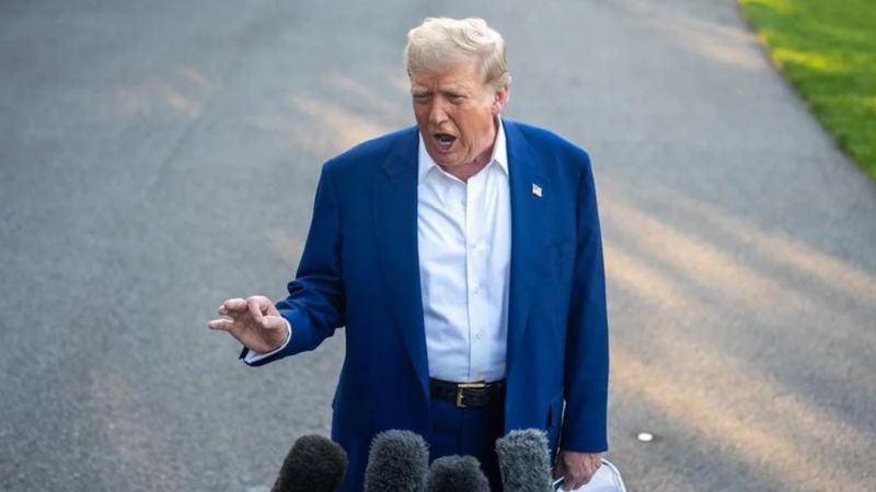 EE.UU. despliega su poderío militar y Trump evalúa un ataque inminente contra Irán