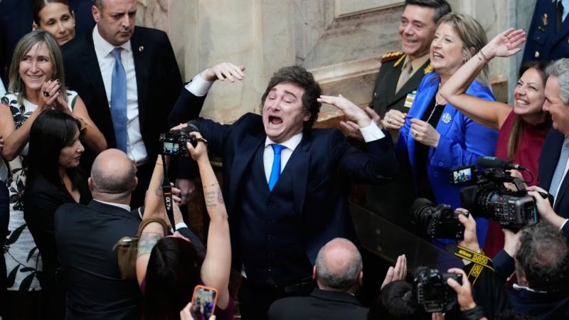 Milei en el Congreso: 90 reformas, "domada" al kirchnerismo y asado en Olivos