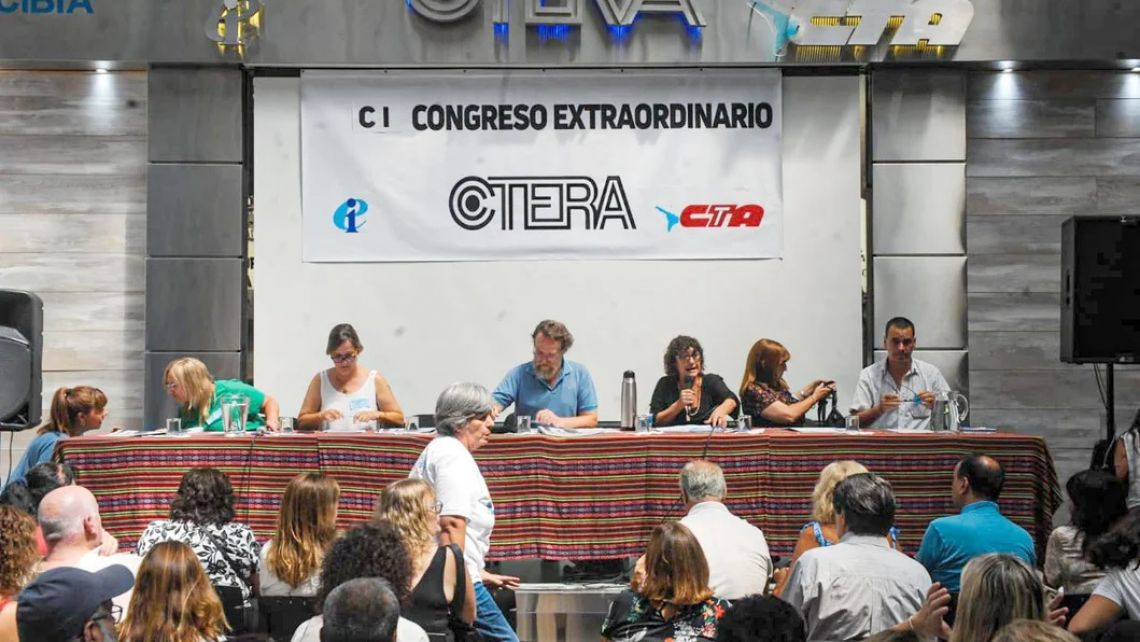 Lunes sin clases: Paro Nacional docente en rechazo a la Reforma Laboral de Milei