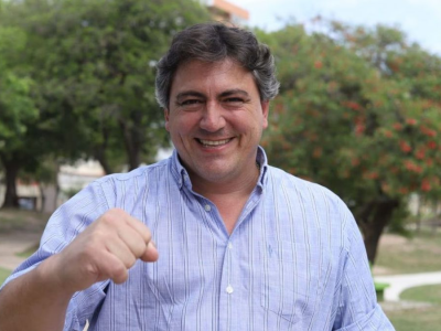 Senador de Milei calificó comer carne como "lujo", comparándolo con manejar una Ferrari