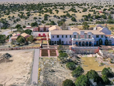 Investigadores registraron el rancho de Jeffrey Epstein en Nuevo México