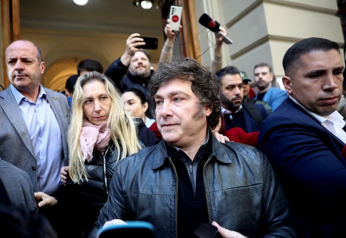 El búnker libertario por dentro: Entre el "fuego amigo" y la mística del 24 de marzo