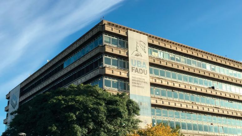 Ranking QS 2026: La UBA brilla en el Top 50 mundial pese a la crisis de financiamiento