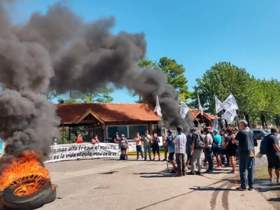 Escracharon a Adorni en su barrio privado y el conflicto se trasladó al grupo de vecinos