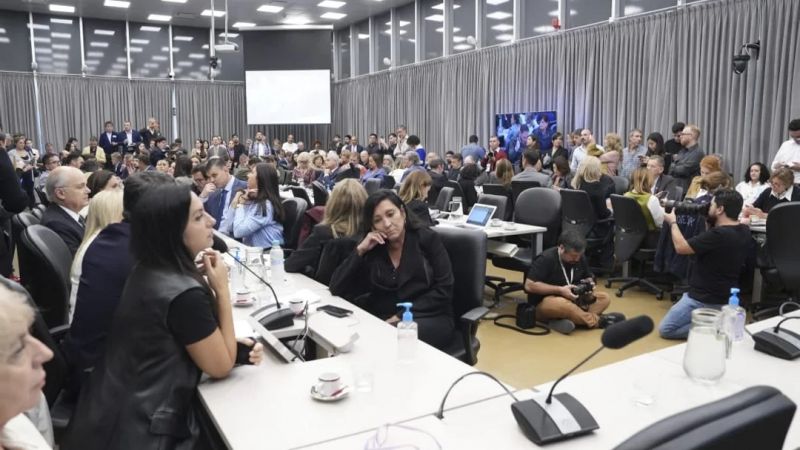 Sesión al rojo vivo: el oficialismo tiene los votos para modificar la Ley de Glaciares y busca recuperar el centro del ring