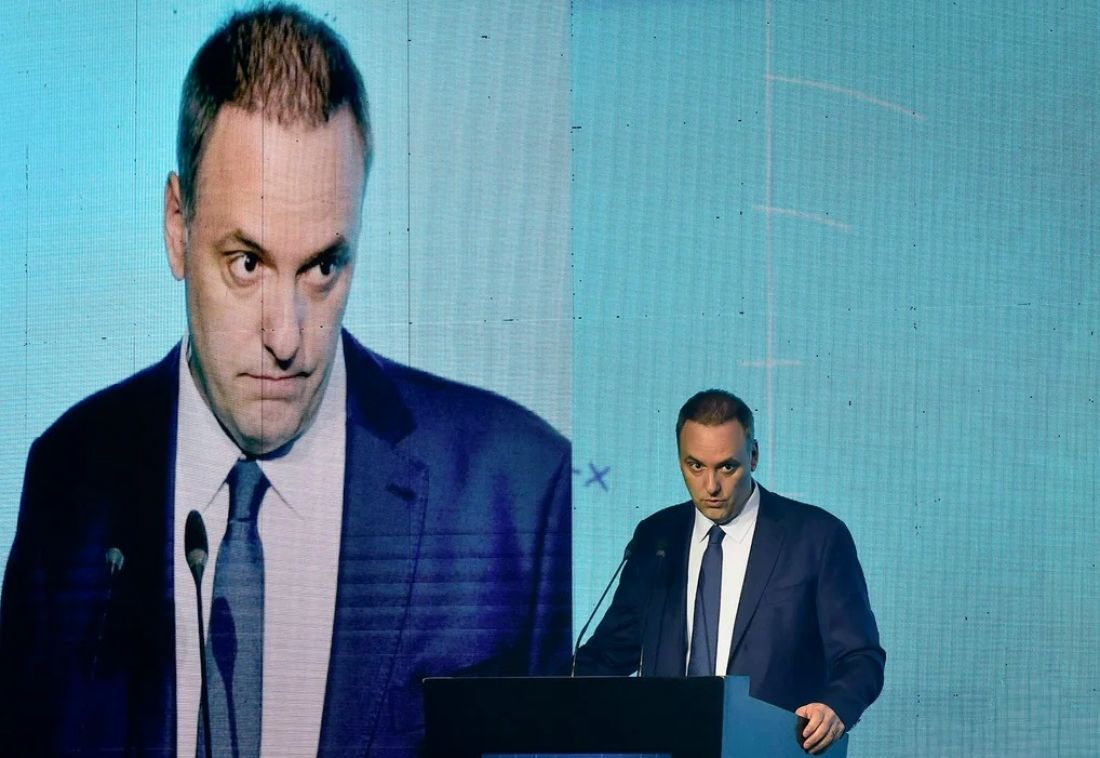 Caso Adorni: el fiscal pidió levantar el secreto bancario del funcionario y citó a declarar a cinco nuevos testigos