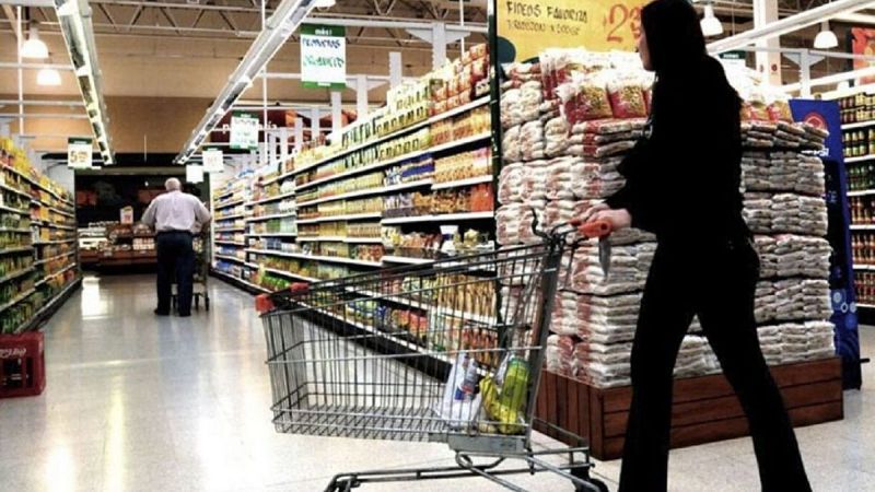 Inflación: el aumento del 22% en combustibles encendió alertas y podría acelerar la inflación en abril
