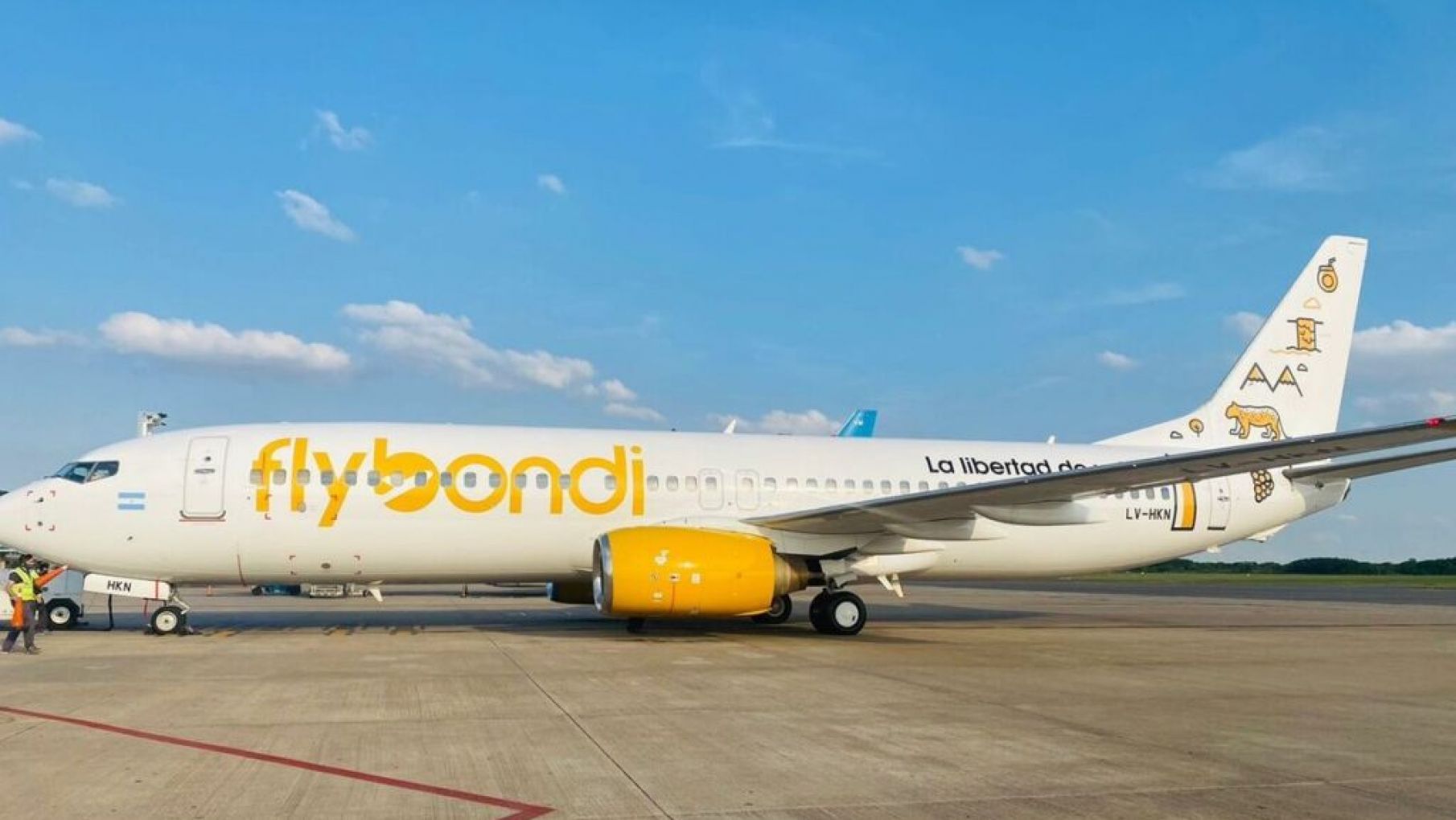 Flybondi no pagó los sueldos de marzo y crece la incertidumbre por su futuro en Argentina